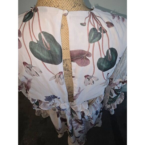 Roosevelt Floral Romper - Picture 9 of 15